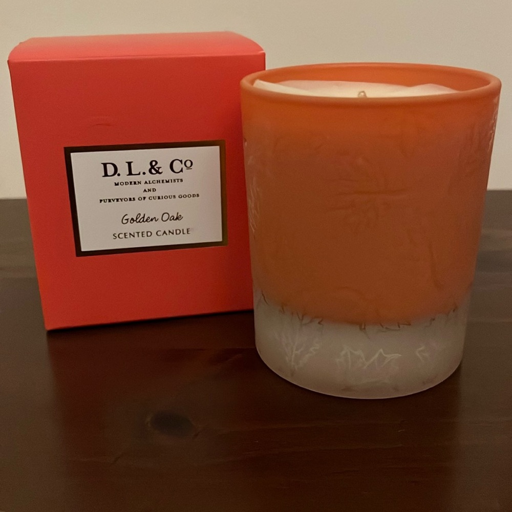 NIB D.L. & Co Golden Oak Scented Candle